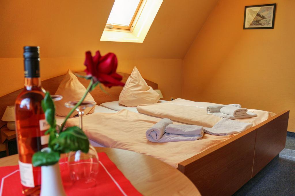Pension Mola Breege Room photo