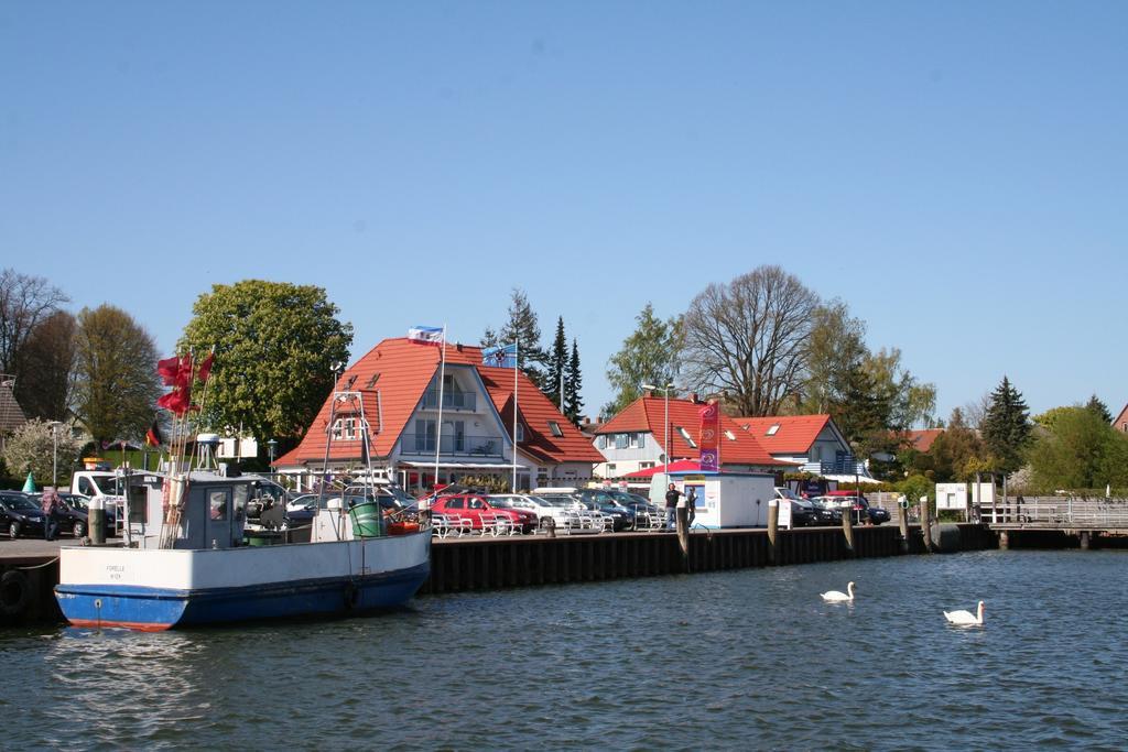 Pension Mola Breege Exterior photo