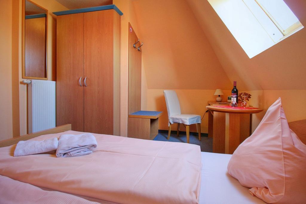 Pension Mola Breege Room photo